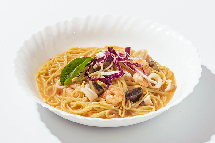 こちら、学校前食堂